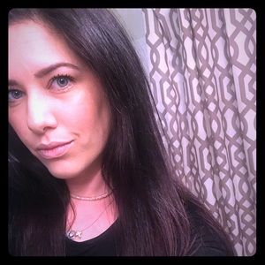 Meet your Posher, Leah